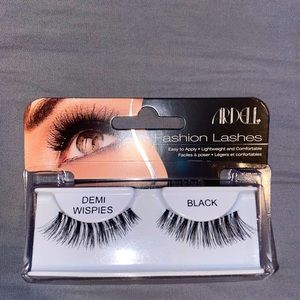 Single pair ardell demi wispies false strip lashes